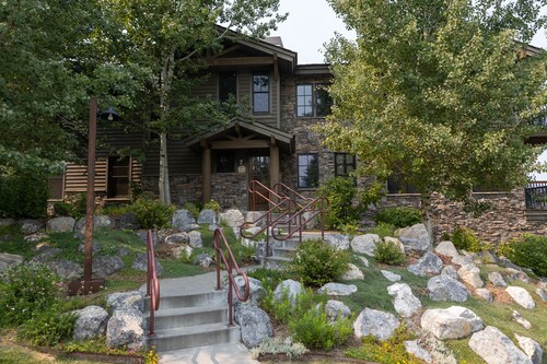 Grand View 3330: Top Floor Condo w/ Spectacular Teton Views- Air Conditioned!