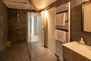 Dusche, Haartrockner