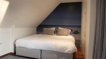 2 bedrooms, iron/ironing board, travel crib, WiFi