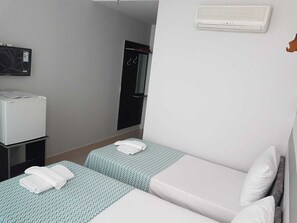 Premium bedding, free WiFi, bed sheets - Lotus Otel (Konya)