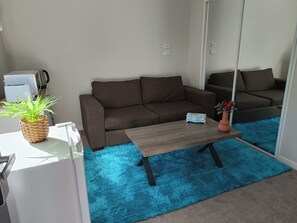 TV - Guest Suite - Cosy place in the Wattle Downs (Auckland)