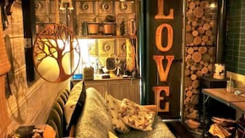 Cabin | Living area