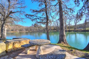 Property grounds - Casa Blanca's Cabin B, 1BR/1BA, Sleeps 4, Porch, Grill (Kerr County)