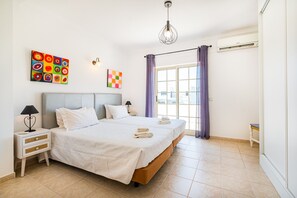 4 bedrooms, in-room safe, iron/ironing board, free WiFi - Villa Duarte (Albufeira)