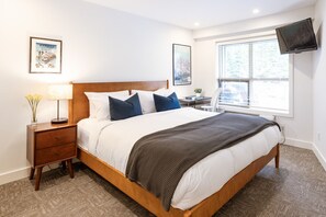 1 quarto, escrivaninha, ferros/tábuas de passar roupa, Wi-Fi de cortesia