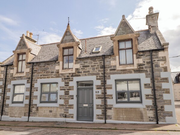 Cottage | Front of property - 18b New Street (Buckie)