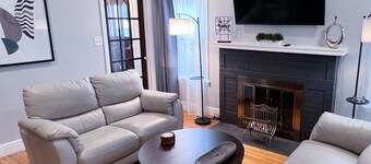 4 Bedroom, 2 Bathrooms, Remodeled Home, 5 Minutes From Niagara Falls State Park