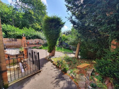 Detached Unique Period Country House Located in Leicester