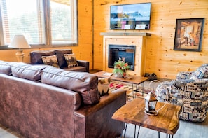 Smart TV y chimenea