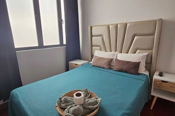 Kamar Standar | Seprai premium, selimut bulu angsa, dan bantalan ekstra lembut