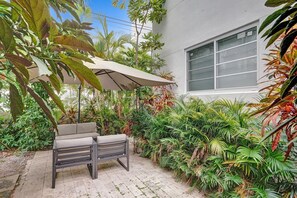 Terrace/patio - Mayan Suite 2 Bed / 2 Bath Miami Beach Lincoln Rd (Miami Beach)