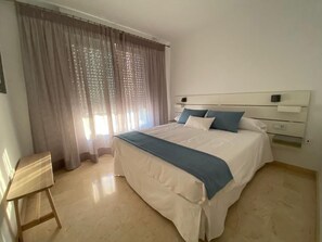 2 Schlafzimmer, Bügeleisen/Bügelbrett, Reisekinderbett, WLAN