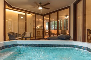 Suite luxueuse, 1 chambre | Terrasse/patio