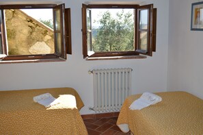 Casa, 2 quartos, para fumantes, varanda | 2 quartos