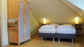 2 habitaciones, tabla de planchar con plancha y wifi 
