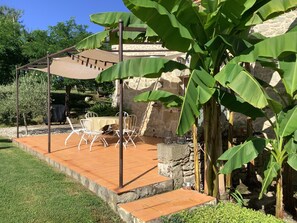 Outdoor dining - Country house for 6 people (Cancon)