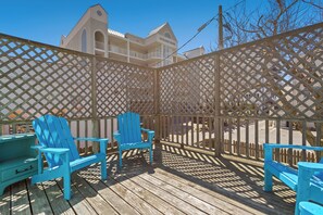 Family Cabin | Property grounds - Cabin at the Beach (Ocean City)