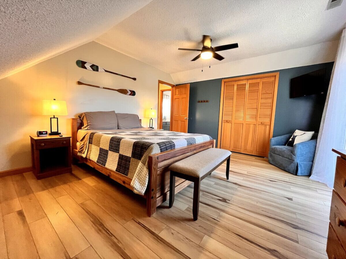 5 عدّة غرف نوم وواي فاي مجانًا وملاءات أسرّة