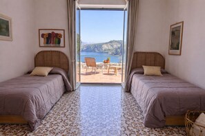 2 bedrooms, desk, iron/ironing board, travel cot