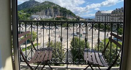 Le Téléphérique / 6pers / 300mGare / Climatisation