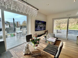 Interior - Vacation home Waldblick in the beautiful Vulkaneifel near Gerolstein by the forest! (Hohenfels-Essingen)