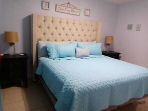 3 chambres, fer et planche à repasser, Wi-Fi, draps fournis