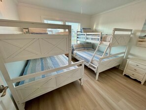 3 Schlafzimmer, Bügeleisen/Bügelbrett, Reisekinderbett, kostenloses WLAN