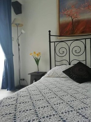 1 Schlafzimmer, Schreibtisch, WLAN