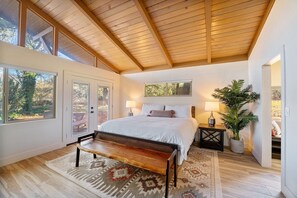 4 多间卧室、熨斗/熨衣板、旅行婴儿床、免费 WiFi