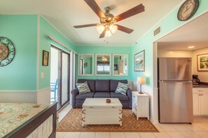 Smart TV - Fabulous Gulf Front Corner Sunsuite!! Indoor Pool!  Nov 23-30, is Available! (Gulf Shores)