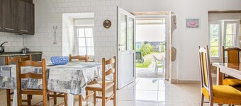 Stunning home in Fisterra with kitchen