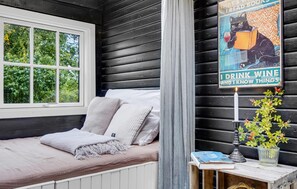 3 bedrooms, free WiFi - Cozy home in Jægerspris with kitchen (Jægerspris)