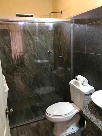 HOTEL PARAISO DEL VALLE