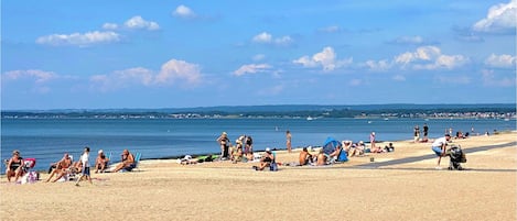 Plage à proximité, pêche sur place