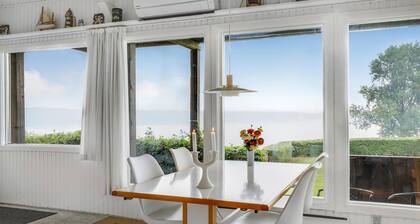 Lovely home in Børkop with WiFi