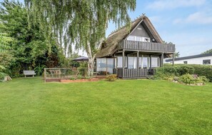 Exterior - Lovely home in Børkop with WiFi (Børkop)