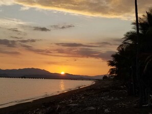 Ubicación a pie de playa y toallas de playa