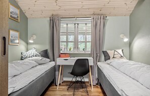 2 Schlafzimmer, Bügeleisen/Bügelbrett, kostenloses WLAN