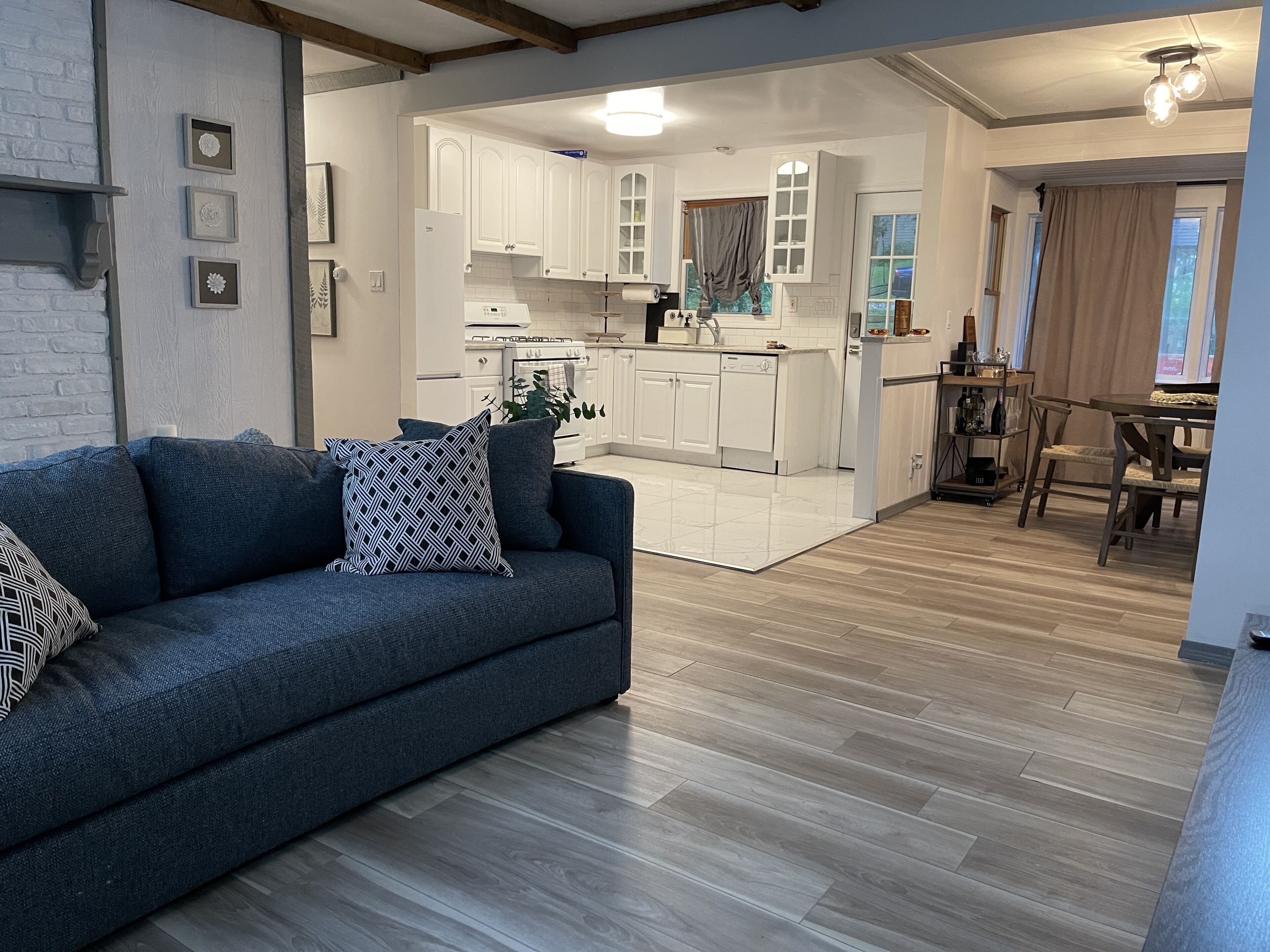 Retreat to Tranquil Cottage 65 Min from NYC - Onsite Parking, Pet-Friendly