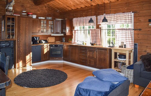 4 bedroom lovely home in Treungen