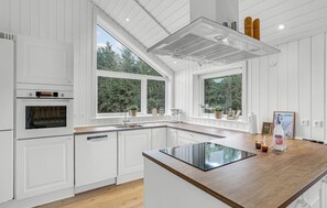 Refrigerador, horno, parrilla de estufa y lavavajillas 