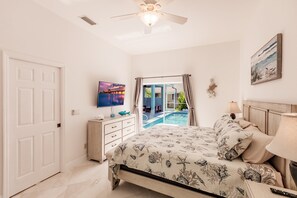 4 bedrooms, iron/ironing board, free WiFi, bed sheets