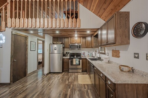 Make Lasting Memories at Oar House!