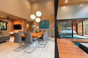 Dining - The Island House (Reserva de Golf, Hacienda Pinilla)