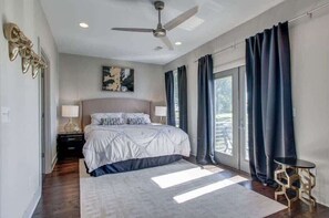 4 dormitorios, tabla de planchar con plancha, cuna de viaje y wifi