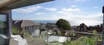 Seagrass - Dog Friendly-Hot Tub-Sea Views-Sleeps 4