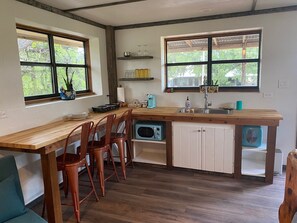 冰箱、微波炉、炉灶、茶具/咖啡用具