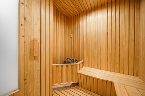 Habitació Club | Instal·lacions del bany | Articles de tocador gratuïts, assecador de cabells i barnussos 