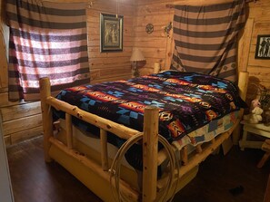 2 bedrooms, bed sheets