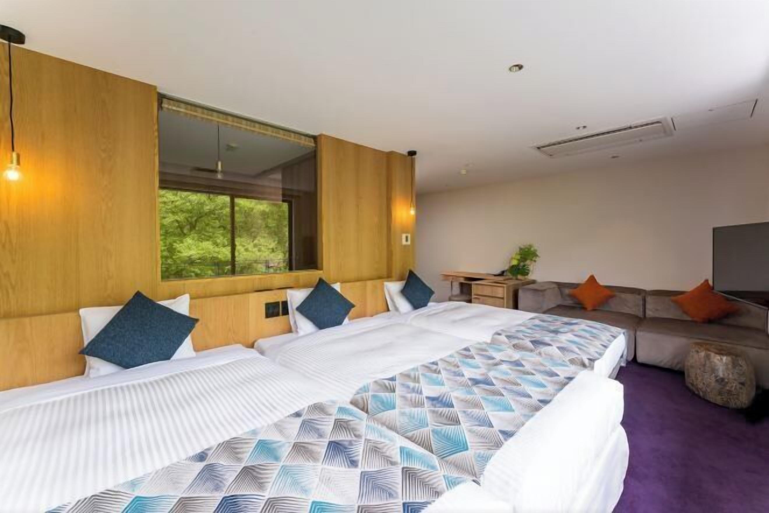 Caja de seguridad en la habitación, wifi gratis y ropa de cama 